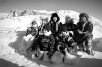 Secretary-General Ban Ki-moon travelled to Greenland to see first-hand the impacts of climate change. Together with the Prime Ministers of Denmark and Greenland, he visited the town of Uummannaq, where they hoisted flags, observed a prayer ceremony in a local church, went dog sledding; and met with indigenous people